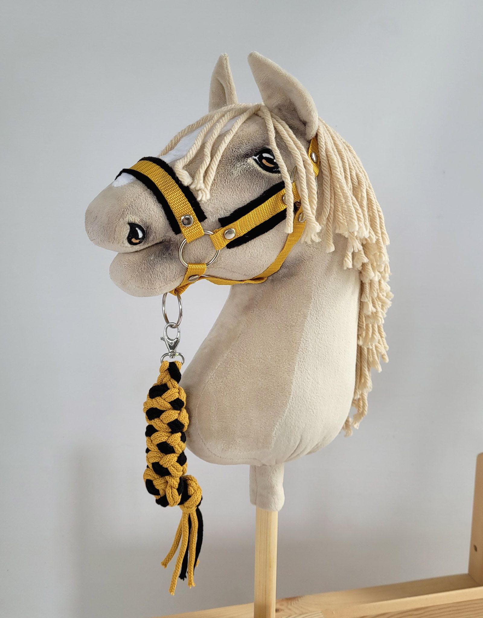 Halsterset met Bont voor een hobbypaard, Mosterdgeel & Zwart
