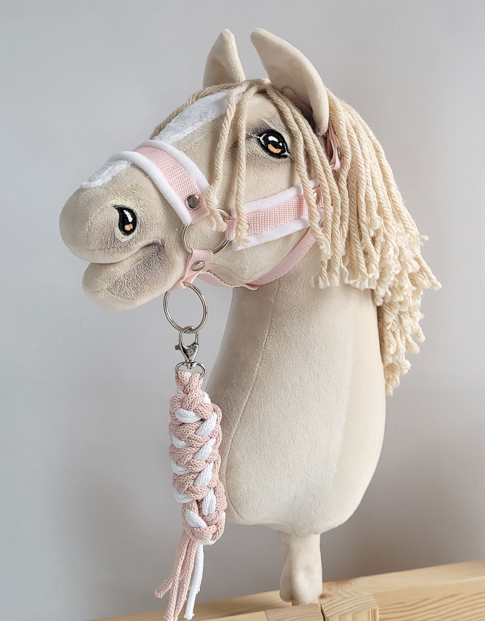 Halsterset met Bont voor een hobbypaard, Lichtroze & Wit