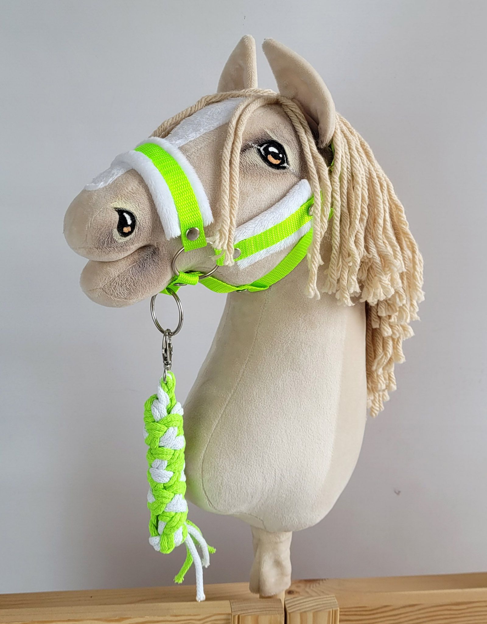Halsterset met Bont voor een hobbypaard, Neon Groen & Wit